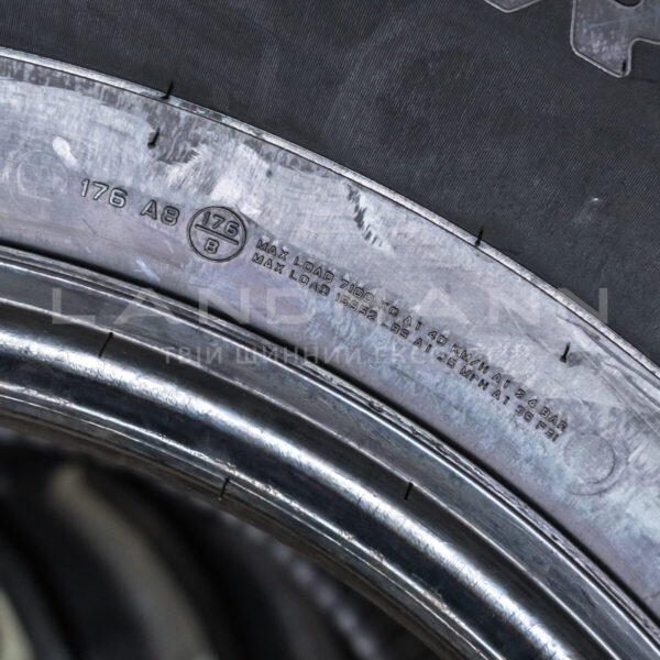 Tire 900/60R32 (35,5LR32) 176A8/176B PHP:1H Pirelli - Image 3