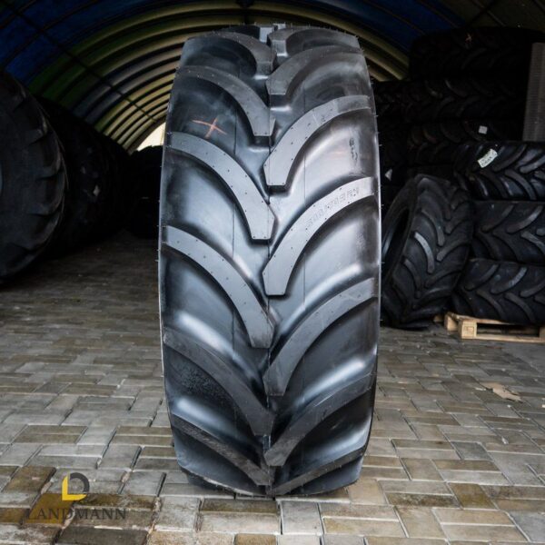Шина 500/70R24 (19,5LR24) 164A8/B Traxion Versa TL Vredestein - Зображення 4